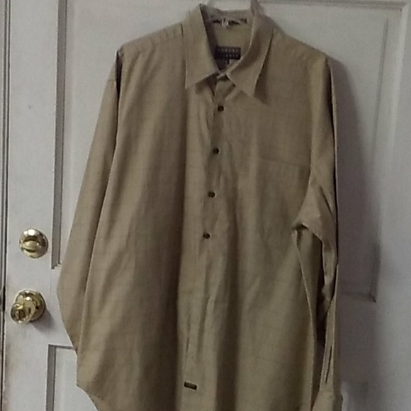 Shirts - Picture 3 of 10